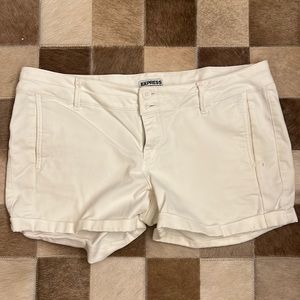 Women’s Express White Stretch Shorts 12